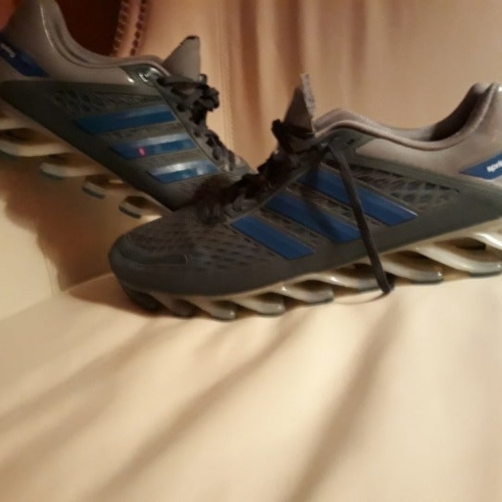 COPY - Adidas springblade razor